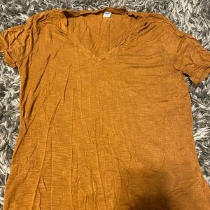 Old navy shirt